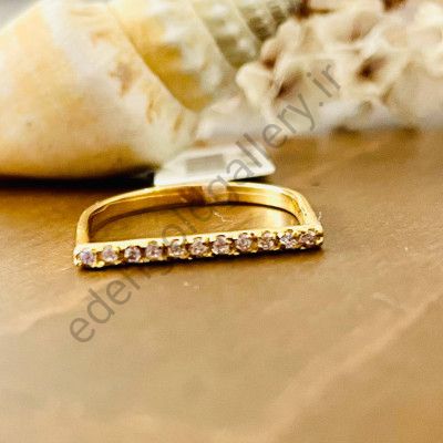 انگشتر نگین دار