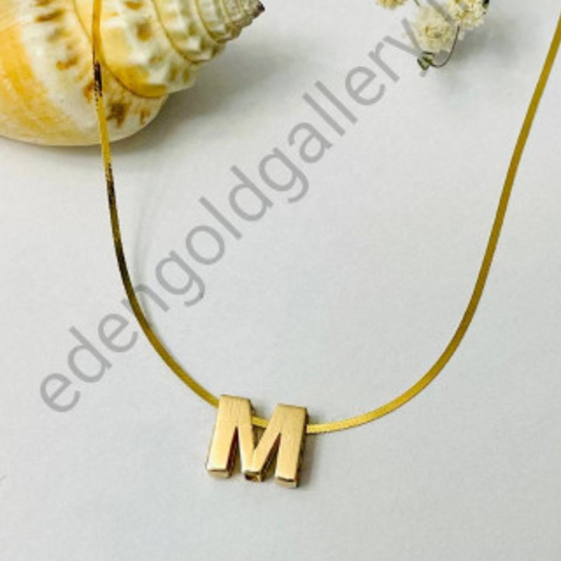 پلاک طلا حرف M