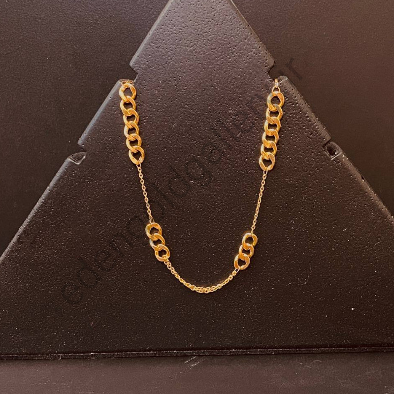 گردنبند طلا کارتیر متصل